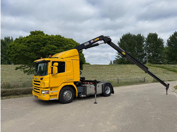 Caminhão grua SCANIA P 320