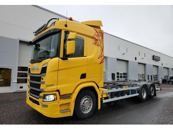 Caminhão transportador de contêineres/ Caixa móvel SCANIA R 410