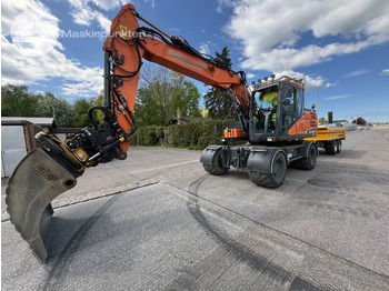 Escavadeira de rodas DOOSAN DX160W