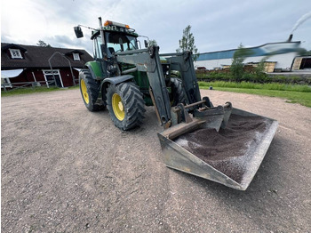 Trator JOHN DEERE 7600