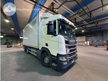 Caminhão furgão SCANIA R 450