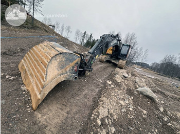 Escavadora de rastos Volvo EC 300 EL: foto 3