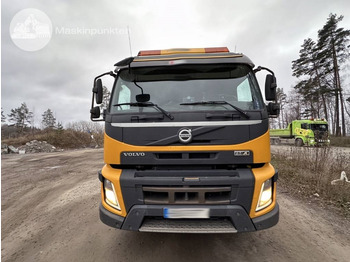 Locação de Volvo FMX 380  Volvo FMX 380: foto 5