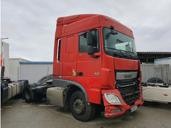 Tractor DAF XF 460