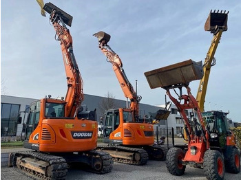 Escavadora de rastos DOOSAN DX140LCR-5