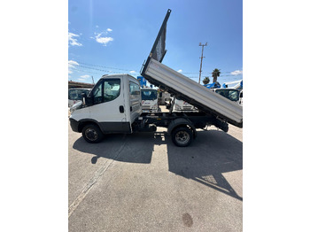 Caminhão basculante IVECO DAILY 35C12: foto 3