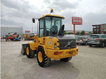 Locação de VOLVO L30G VOLVO L30G: foto 5