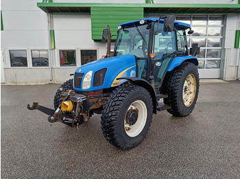 Trator NEW HOLLAND T5050
