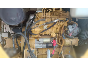 Escavadora de rastos CATERPILLAR 306D: foto 5