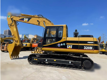Escavadora de rastos CATERPILLAR 320BL