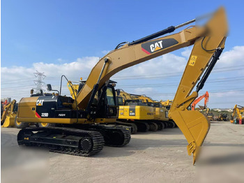 Escavadora de rastos CATERPILLAR 320D: foto 4