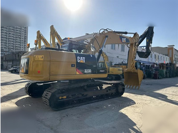 Escavadora de rastos CATERPILLAR 323D: foto 4
