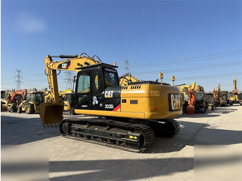Escavadora de rastos CATERPILLAR 323D: foto 3