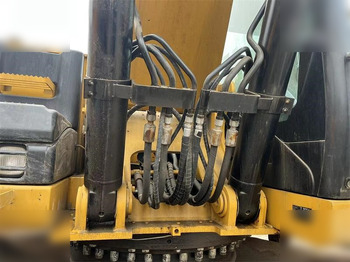 Escavadora de rastos CATERPILLAR 329D: foto 4