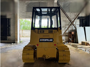 Buldôzer CATERPILLAR D4C: foto 3