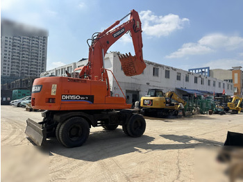 Escavadeira de rodas DOOSAN DH150W-7