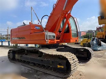 Escavadora de rastos DOOSAN DX225 LC: foto 2
