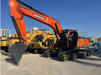 Escavadora de rastos DOOSAN DX260