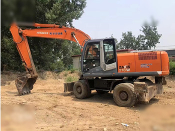 Escavadeira de rodas HITACHI ZX210W