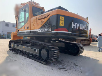 Escavadora de rastos HYUNDAI