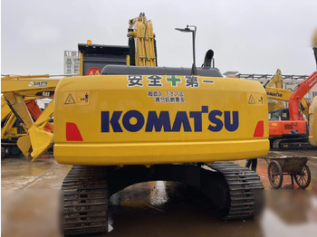 Escavadora de rastos KOMATSU PC200-8: foto 3