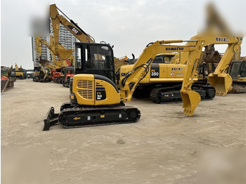 Mini escavadeira KOMATSU PC50MR-2