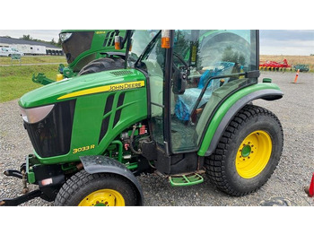 Trator JOHN DEERE 3R Series