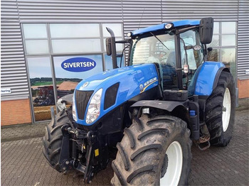 Trator NEW HOLLAND T7.220