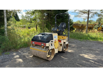 Compactador de asfalto DYNAPAC