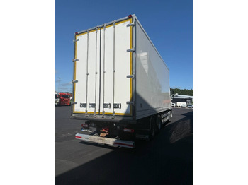 Caminhão furgão Volvo FH 540 6x2: foto 4