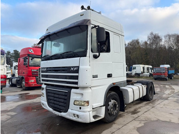 Tractor DAF XF 105 460