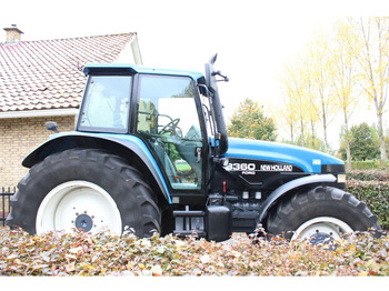 Locação de New Holland 8360 New Holland 8360: foto 2 Locação de New Holland 8360 New Holland 8360: foto 2