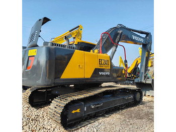 Escavadeira VOLVO EC240