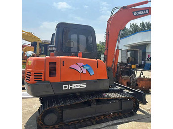 Mini escavadeira DOOSAN DH55