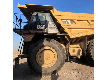 Caminhão fora de estrada CATERPILLAR 777