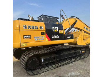 Escavadora de rastos CATERPILLAR 320D