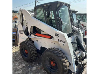 Mini carregadeira BOBCAT S300
