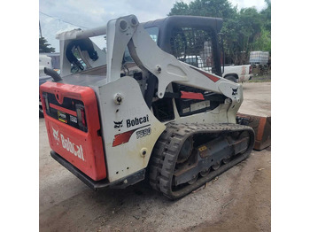 Mini carregadeira BOBCAT T590