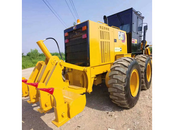 Motoniveladora CATERPILLAR 140K