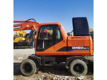 Escavadeira de rodas DOOSAN DH150W-7