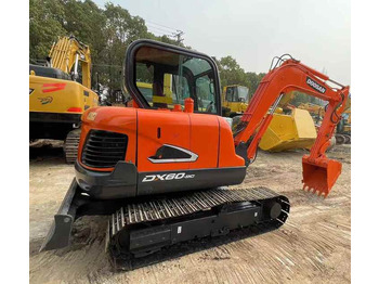 Mini escavadeira DOOSAN DX60-9C