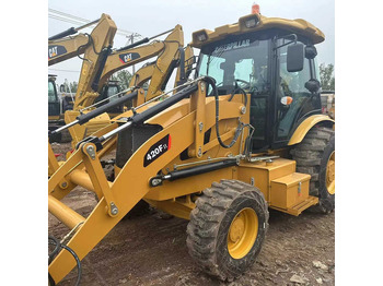 Retroescavadeira CATERPILLAR 420F