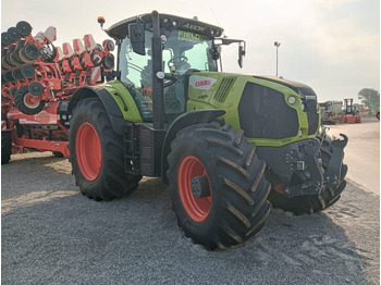 Trator CLAAS Axion 870