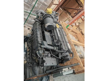 Motor de Escavadeira nuevo DEUTZ TCD41L4: foto 3