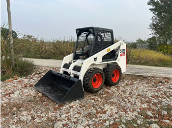 Mini carregadeira BOBCAT S130