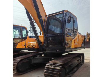 Escavadora de rastos HYUNDAI