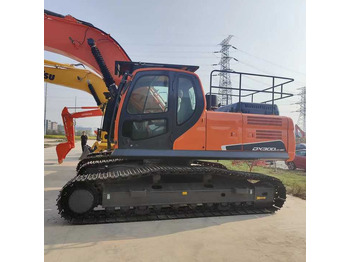 Escavadeira DOOSAN DX300LC