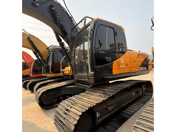 Escavadora de rastos HYUNDAI