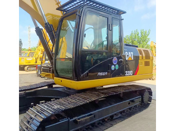 Escavadora de rastos CATERPILLAR 320D