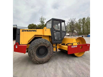 Compactador de asfalto DYNAPAC